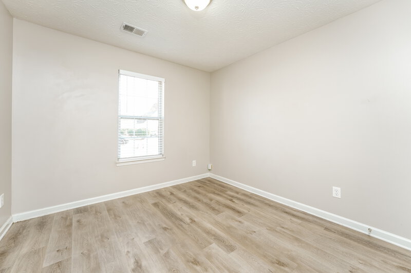 1,900/Mo, 731 Sugar Oak Ln Lawrenceville, GA 30043 Bedroom View