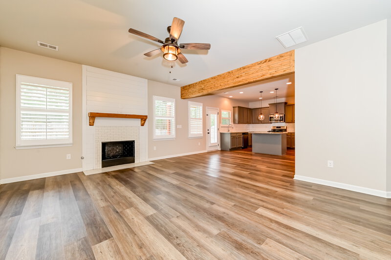 2,750/Mo, 272 Villa Grande Dr Locust Grove, GA 30248 Living Room View