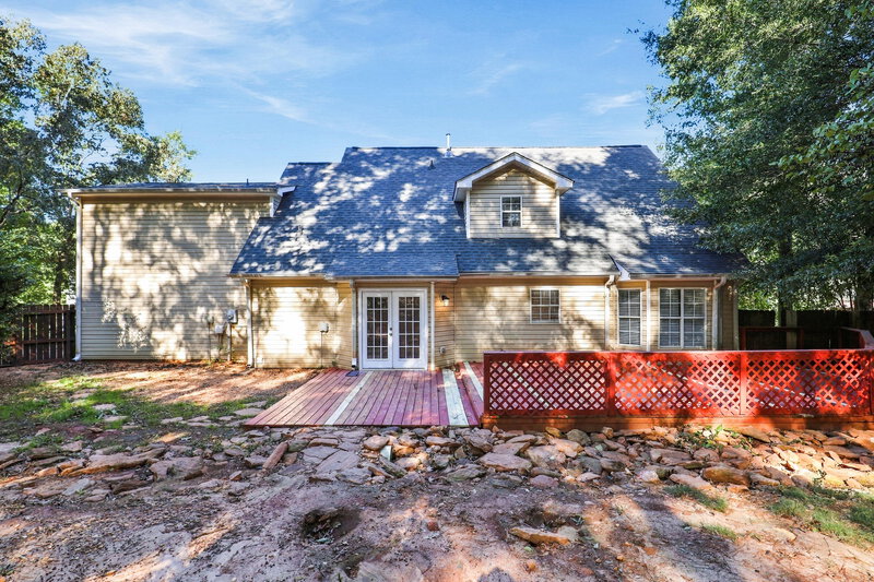 2,415/Mo, 220 Hunters Chase McDonough, GA 30253 Rear View
