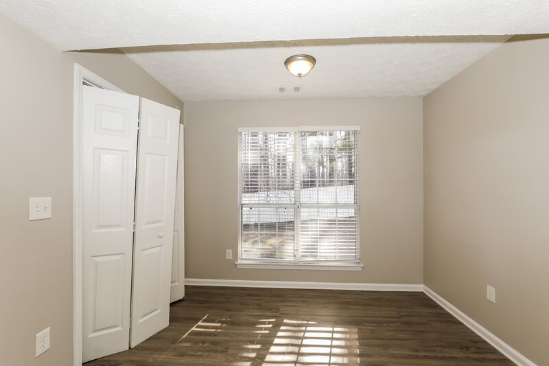 1,850/Mo, 7196 Williamsburg Dr Riverdale, GA 30274 Dining Room View