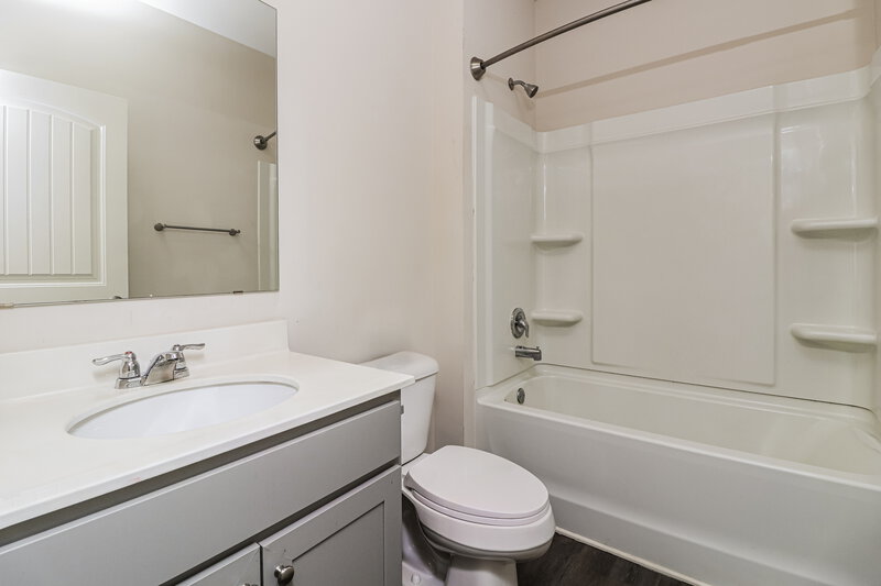 2,790/Mo, 101 Shadow Glen Dr Fairburn, GA 30213 Bathroom View