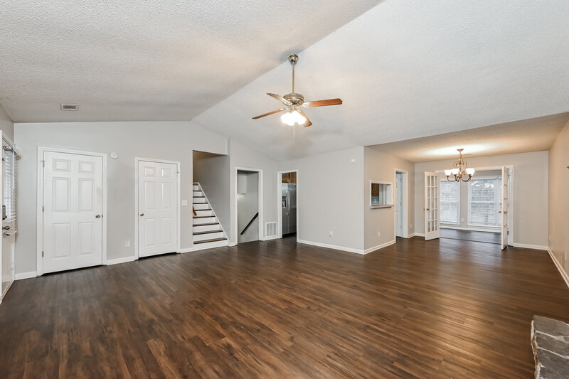 2,335/Mo, 2035 Castle Royale Dr Lawrenceville, GA 30043 Living Room View 2