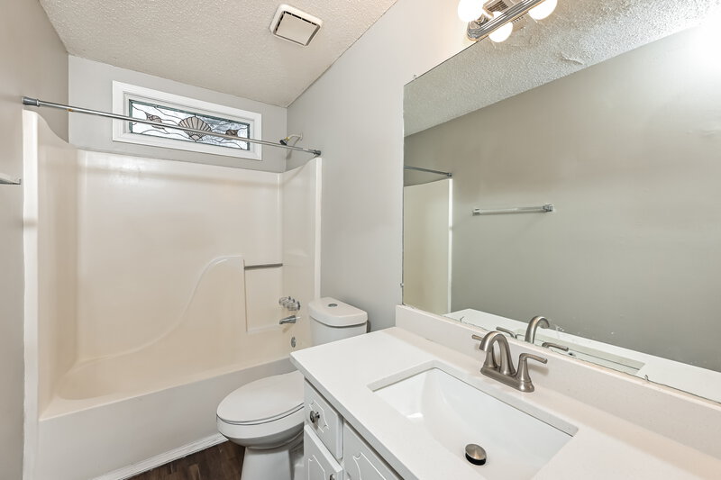 2,335/Mo, 2035 Castle Royale Dr Lawrenceville, GA 30043 Bathroom View 2