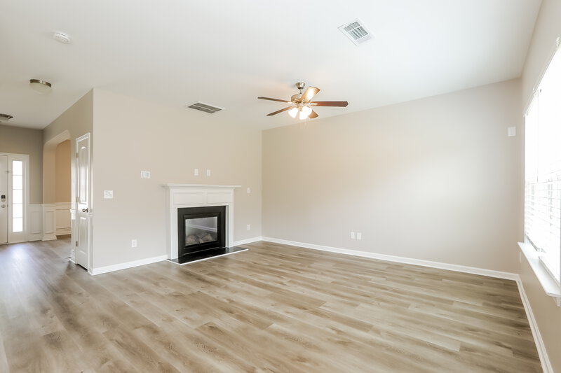 2,360/Mo, 2380 Braelin Loop McDonough, GA 30253 Living Room View