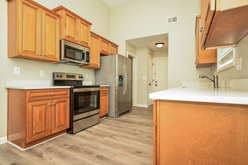 1,860/Mo, 6697 Biscayne Blvd Rex, GA 30273 Kitchen View 2