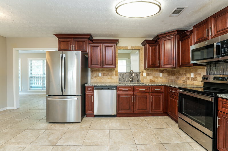 1,765/Mo, 2981 Landmark Dr SE Conyers, GA 30094 Kitchen View 2