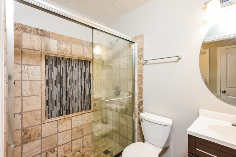 2,650/Mo, 2981 Landmark Dr SE Conyers, GA 30094 Bathroom View