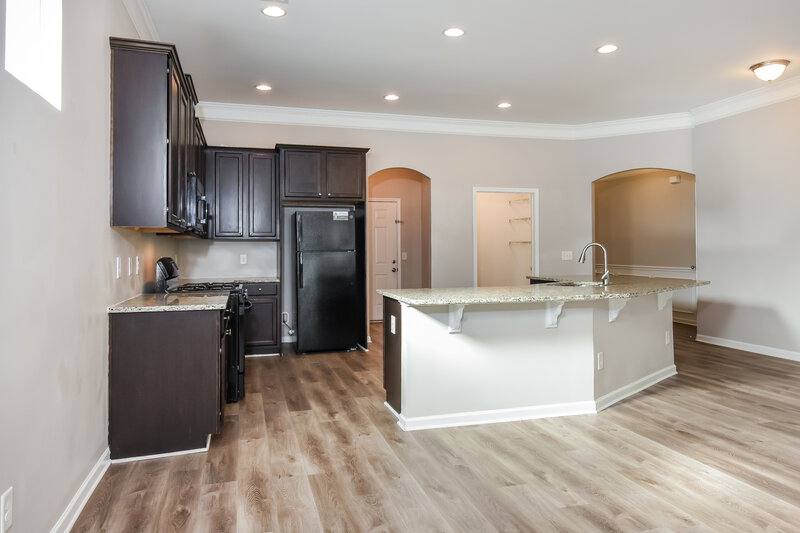 2,060/Mo, 366 Boulder Run Hiram, GA 30141 Kitchen View 3