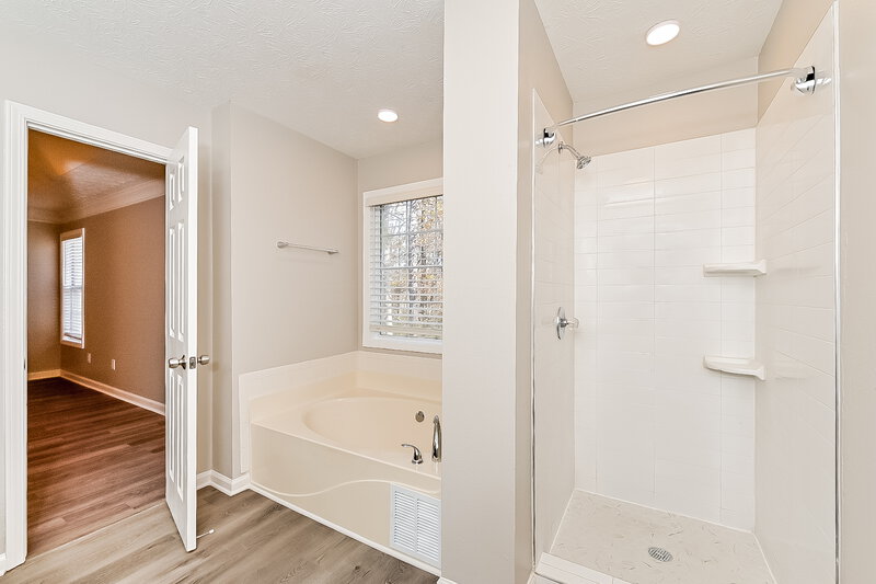 2,525/Mo, 436 Cannonball Court Stockbridge, GA 30281 Main Bathroom View 2