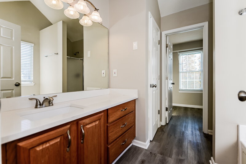 2,535/Mo, 11712 Spring Lake Way Fayetteville, GA 30215 Main Bathroom View