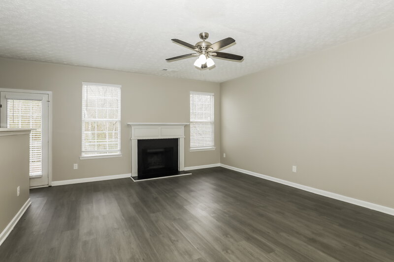 2,310/Mo, 6846 Lakefield Forrest Drive Riverdale, GA 30296 Misc View