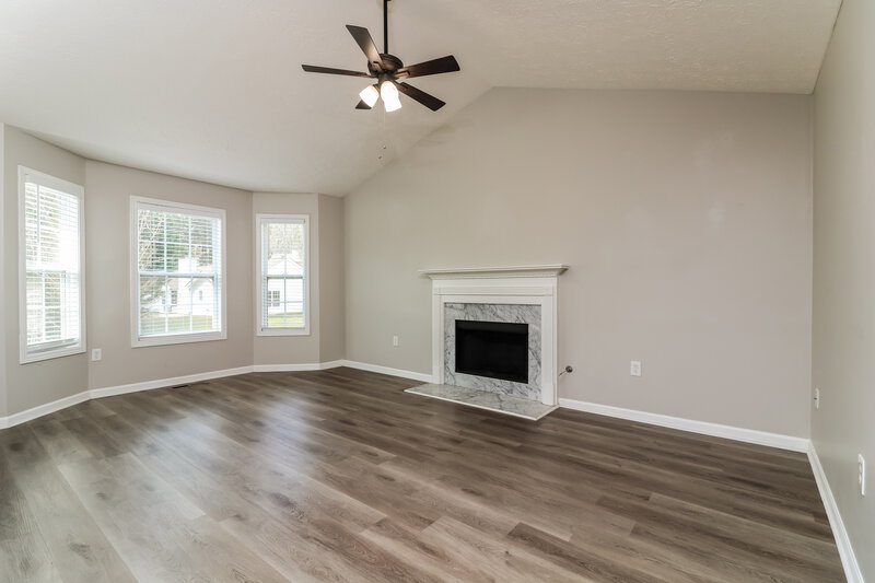 2,080/Mo, 204 Remington Place Dr Dallas, GA 30157 Living Room View