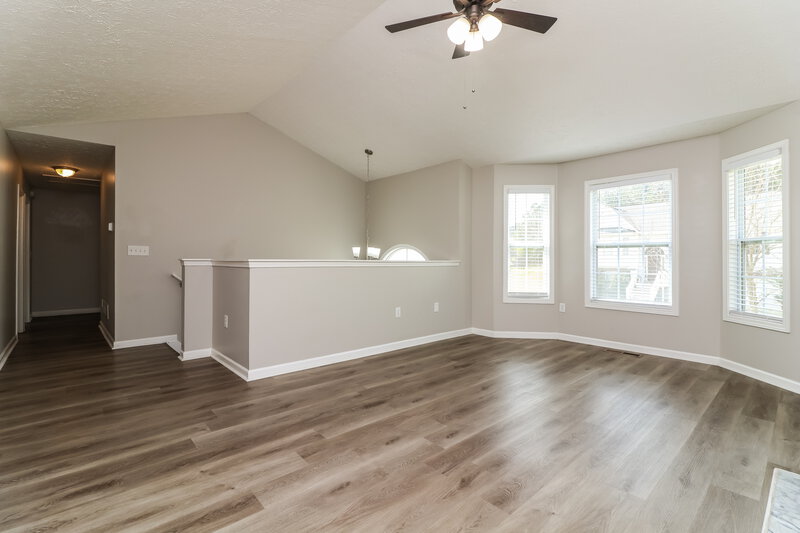 2,080/Mo, 204 Remington Place Dr Dallas, GA 30157 Living Room View 2