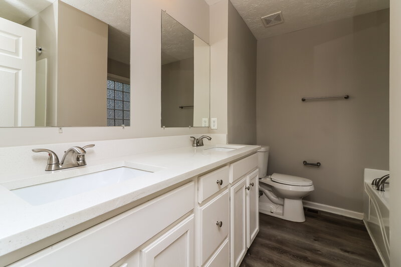 2,080/Mo, 204 Remington Place Dr Dallas, GA 30157 Main Bathroom View