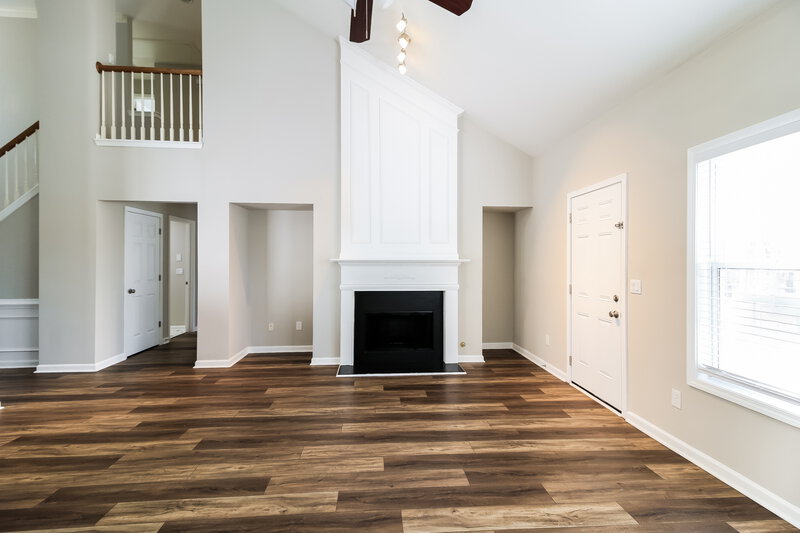 2,180/Mo, 210 Fitzgerald Pl Atlanta, GA 30349 Living Room View