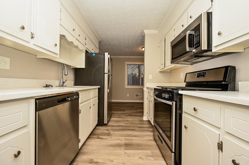 2,165/Mo, 756 Pennybrook Ln Stone Mountain, GA 30087 Misc View 3