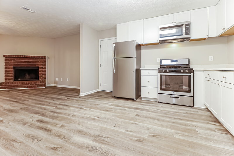 1,660/Mo, 1037 Greendale Ln Jonesboro, GA 30238 Kitchen View 2