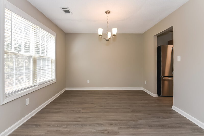 2,840/Mo, 4495 Chestnut Lake Ave Lithonia, GA 30038 Dining Room View