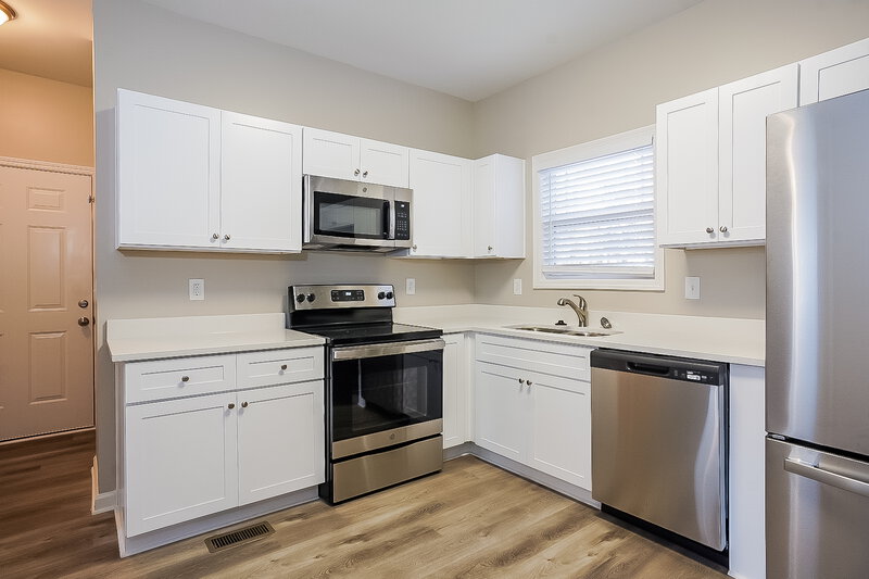 1,915/Mo, 660 Amberwood Drive Villa Rica, GA 30180 Kitchen View