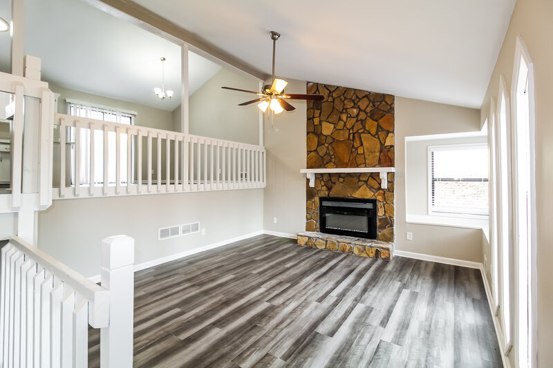 2,110/Mo, 3375 Revere Cir Snellville, GA 30039 Living Room View