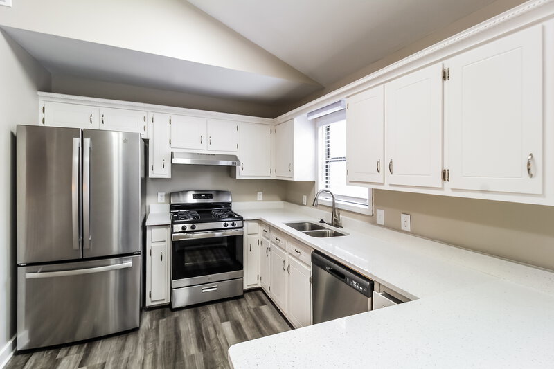 2,110/Mo, 3375 Revere Cir Snellville, GA 30039 Kitchen View