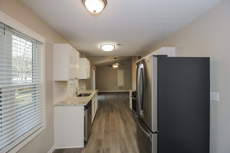 2,090/Mo, 3000 OWENS MEADOW Drive NW Kennesaw, GA 30152 Kitchen View