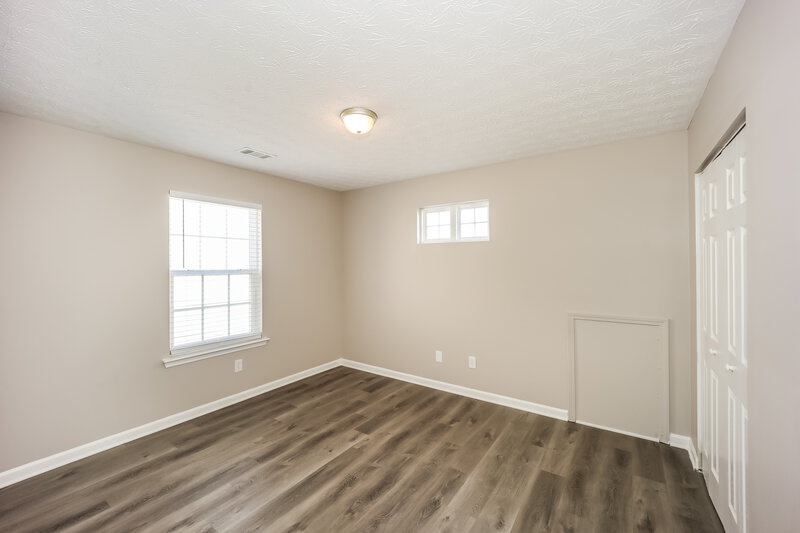 2,205/Mo, 5545 Sable Bay Pt Atlanta, GA 30349 Bedroom View 3