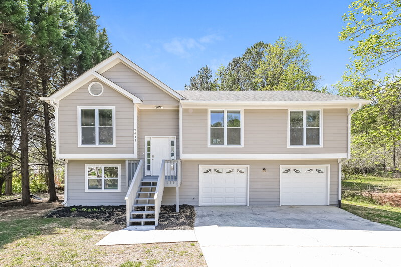 2,110/Mo, 2411 Rosedale Creek Dr Snellville, GA 30078 External View