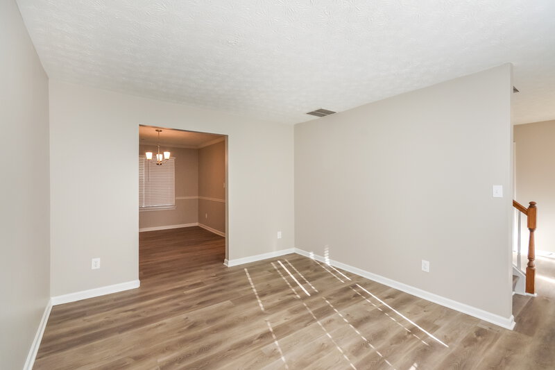 2,395/Mo, 5621 Winchester Pl Lithonia, GA 30038 Office View 2