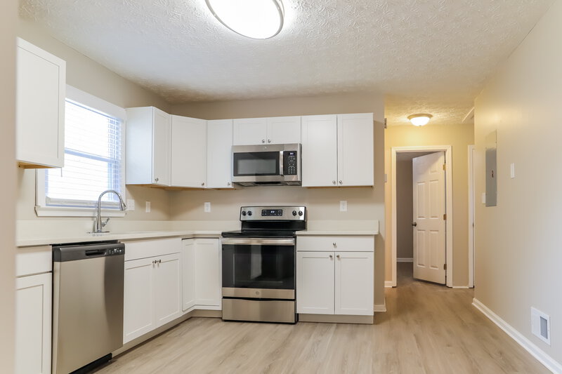 1,870/Mo, 130 Joshua St Palmetto, GA 30268 Kitchen View