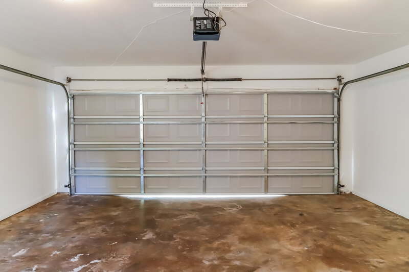 1,870/Mo, 130 Joshua St Palmetto, GA 30268 Garage View