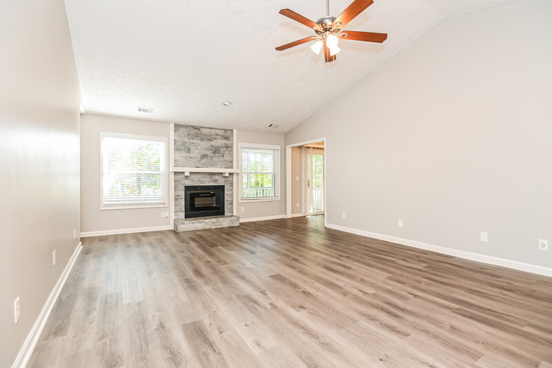 2,060/Mo, 923 River Rock Drive Woodstock, GA 30188 Living Room View 2