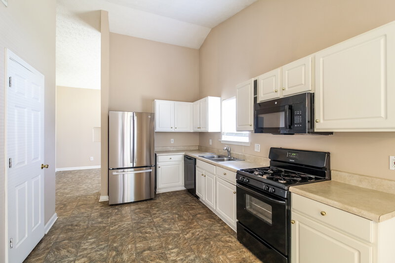 3,080/Mo, 1735 Campbell Ives Dr Lawrenceville, GA 30045 Kitchen View