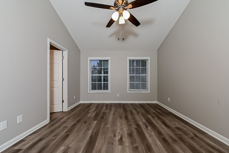 2,200/Mo, 757 Auburn Ridge Way Riverdale, GA 30296 Main Bedroom View 2