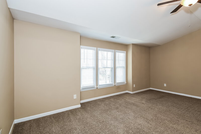 3,350/Mo, 1450 Winshire Cv Alpharetta, GA 30004 Main Bedroom View