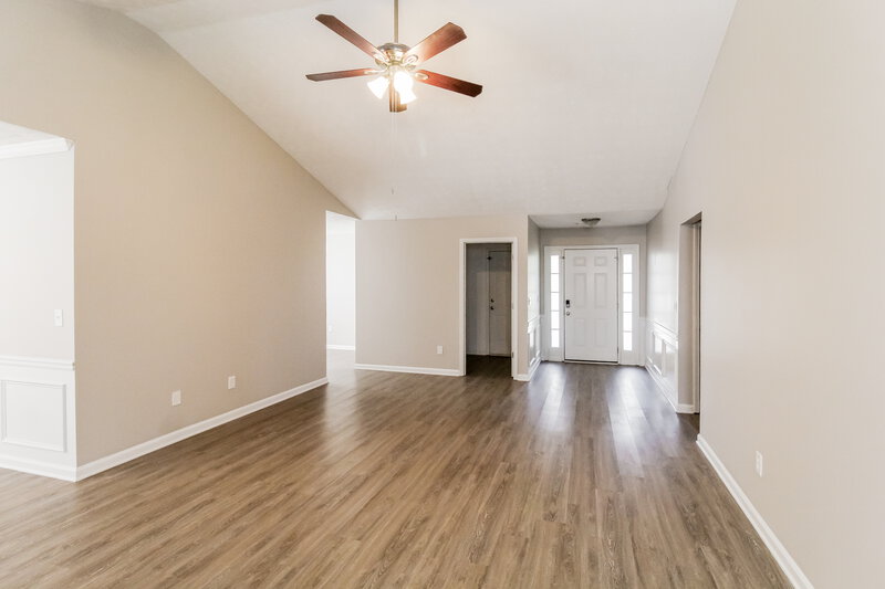 1,970/Mo, 86 Greenland Dr McDonough, GA 30253 Living Room View 2