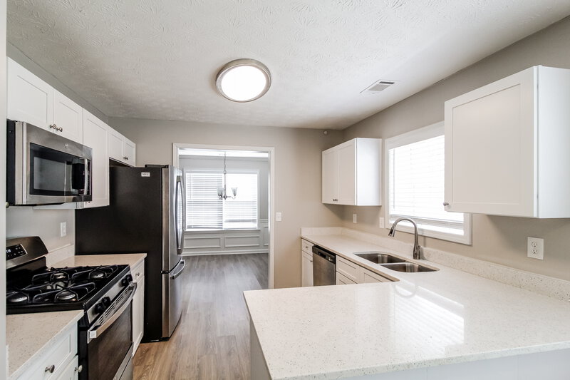 1,970/Mo, 86 Greenland Dr McDonough, GA 30253 Kitchen View