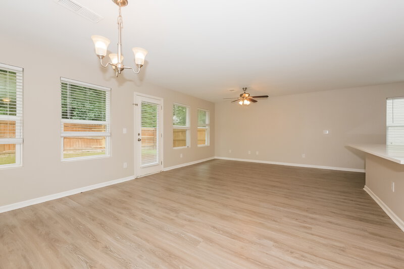 2,005/Mo, 7660 Volion Pkwy Fairburn, GA 30213 Dining Room View 2