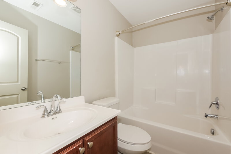 2,005/Mo, 7660 Volion Pkwy Fairburn, GA 30213 Bathroom View