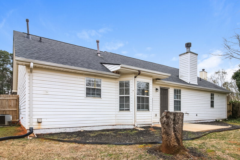 1,740/Mo, 604 Fieldcrest Dr McDonough, GA 30253 Rear View 2