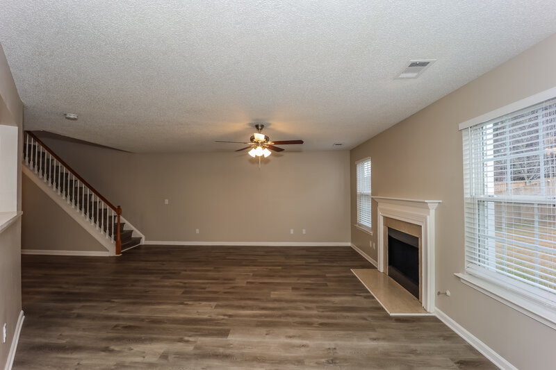 1,775/Mo, 6708 Brookfield Way Douglasville, GA 30134 Living Room View 3