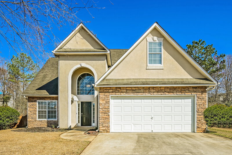 2,450/Mo, 654 Highpoint Way McDonough, GA 30253 External View