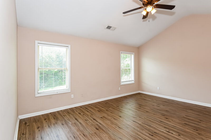 2,730/Mo, 16 Rosen St NW Cartersville, GA 30120 Main Bedroom View