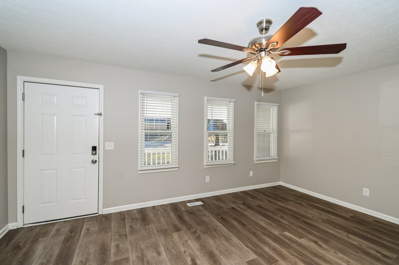 1,750/Mo, 106 Cross Creek Ct Villa Rica, GA 30180 Living Room View 2