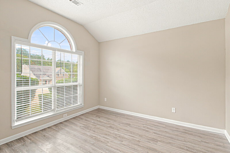 2,145/Mo, 10324 Deep Creek Cv Union City, GA 30291 Living Room View