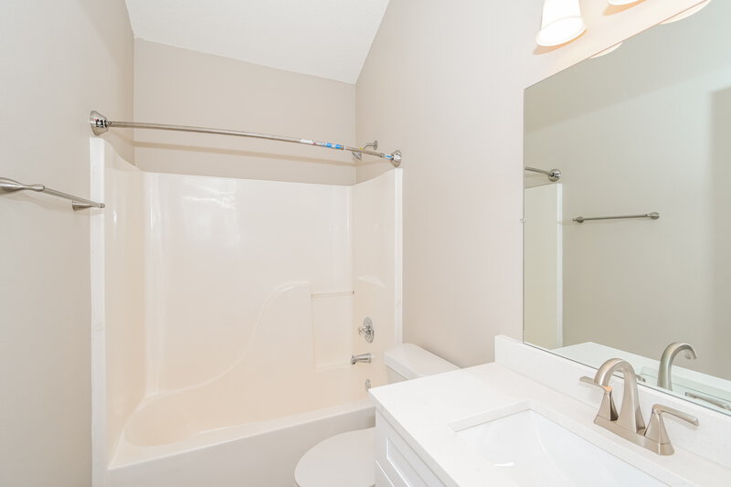3,110/Mo, 10324 Deep Creek Cv Union City, GA 30291 Bathroom View