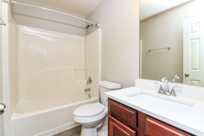 1,965/Mo, 414 Hidden Creek Ct Canton, GA 30114 Bathroom View