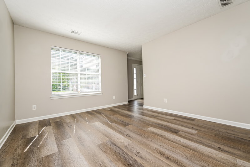 2,560/Mo, 3300 Rockmill Dr Ellenwood, GA 30294 Living Room View