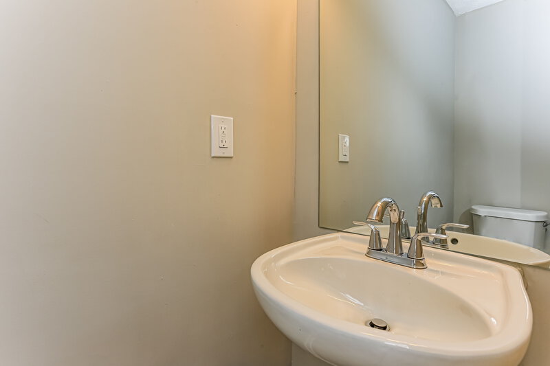 2,485/Mo, 3300 Rockmill Dr Ellenwood, GA 30294 Bathroom View