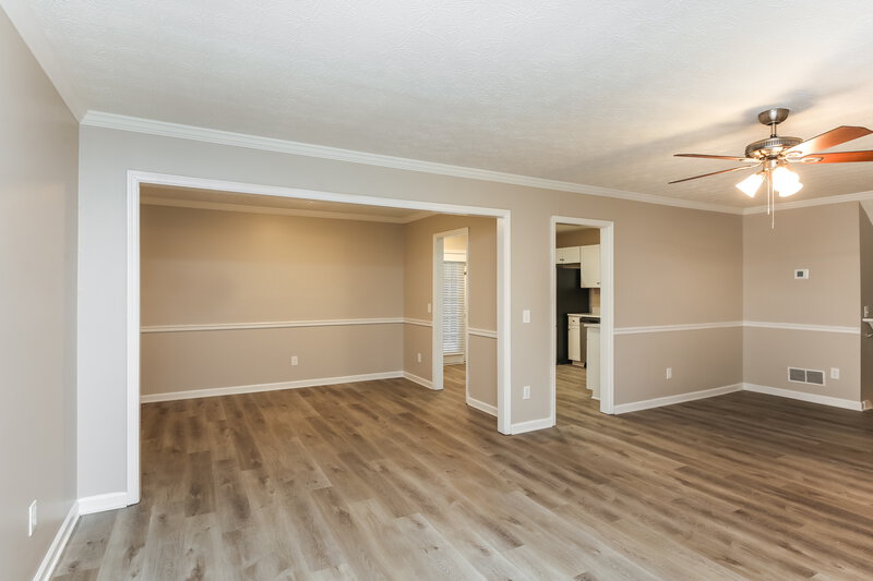 2,090/Mo, 3280 Willa Way SW Marietta, GA 30064 Living Room View 3